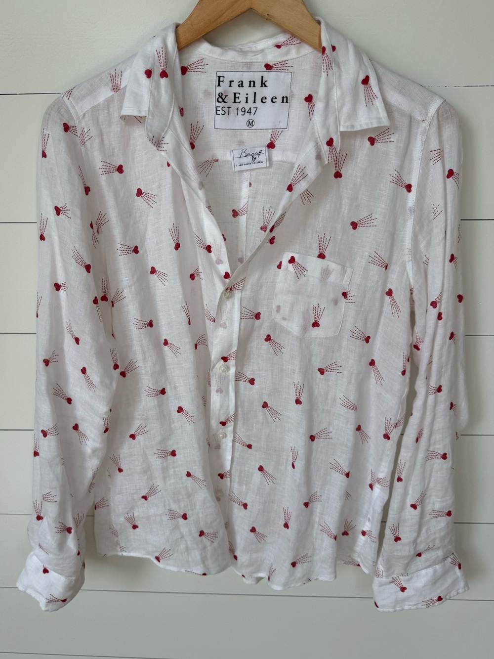 Frank & Eileen  Fitted Barry White Heart Linen Button Up sz Medium